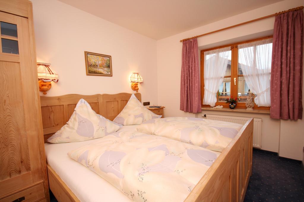 Landhaus Aigner-Vogler Фишен Номер фото